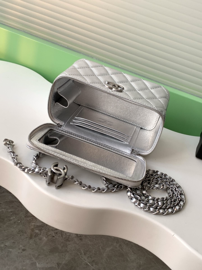 Ch**el cosmetic bags